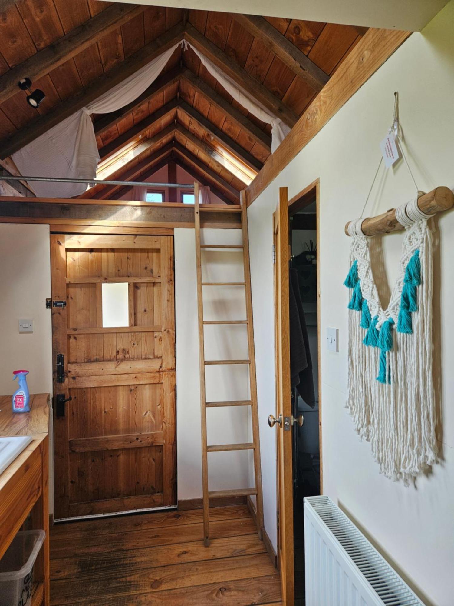 Log Cabin At The Old Summer Dairy Glastonbury Somerton  Ngoại thất bức ảnh