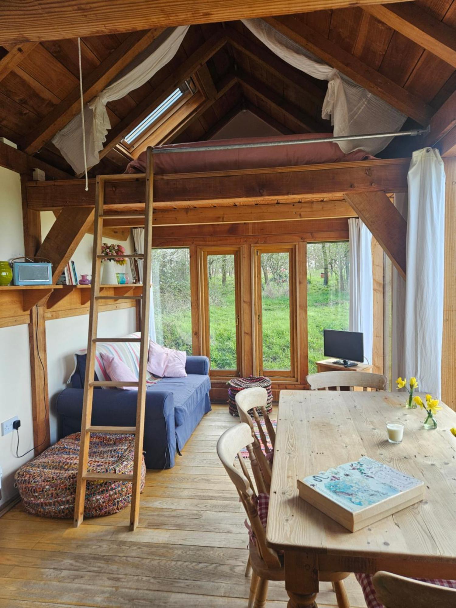 Log Cabin At The Old Summer Dairy Glastonbury Somerton  Ngoại thất bức ảnh